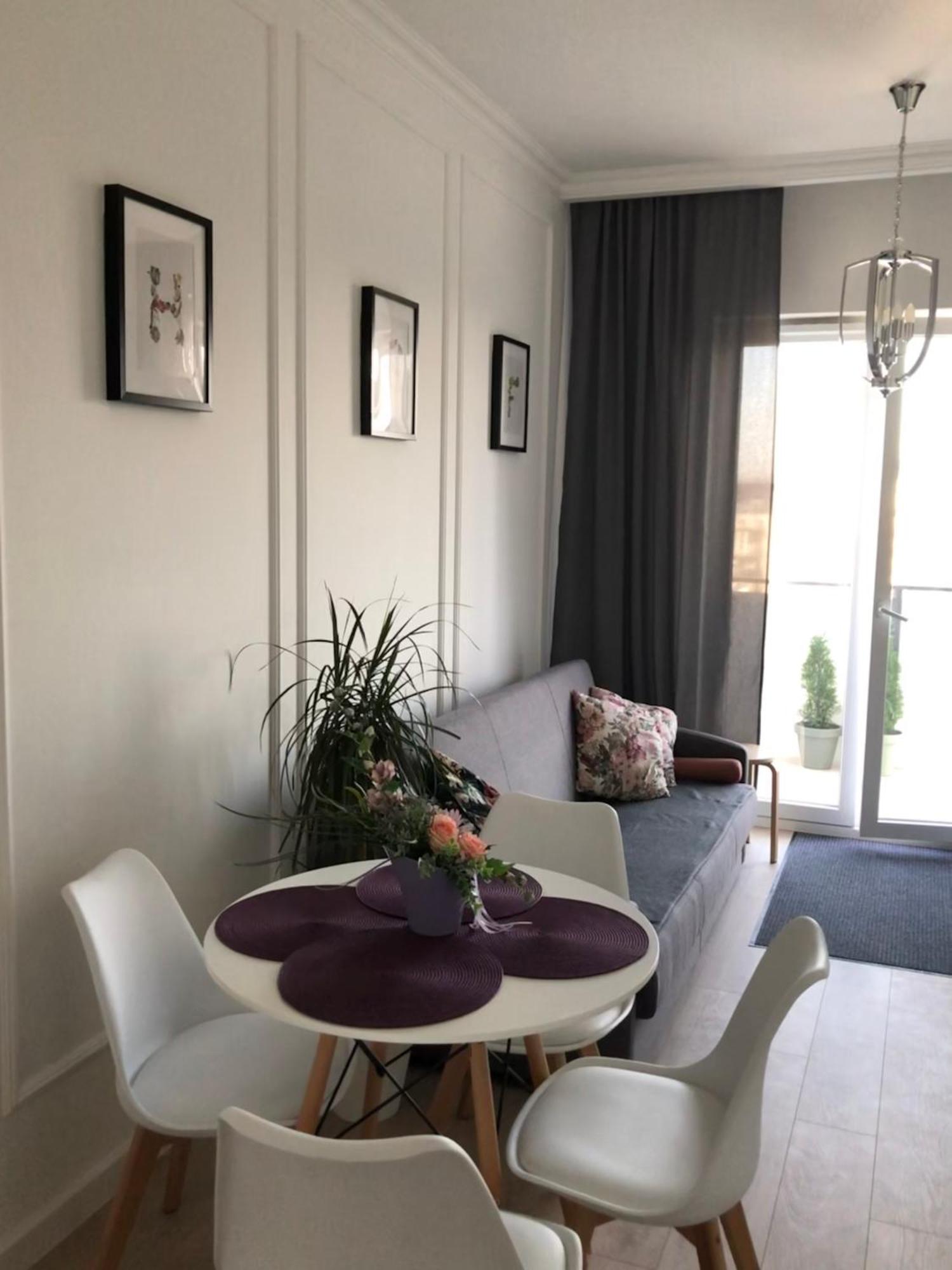 Ferienwohnung Apartament Grazyna Stanczyka Warschau Exterior foto